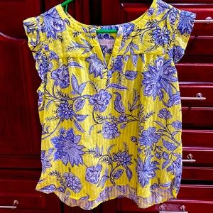 Loft Size Small Top